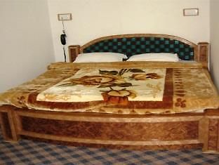 Grand Sultan Hotel Srīnagar Екстериор снимка